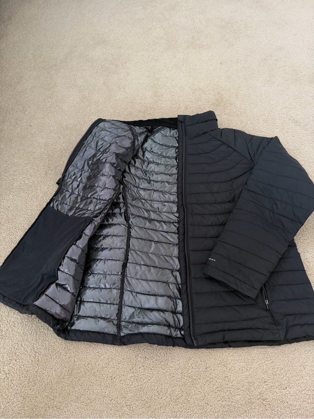Women’s Columbia Lightweight Packable Puffer Jacket - Black - Picture 4 of 6
